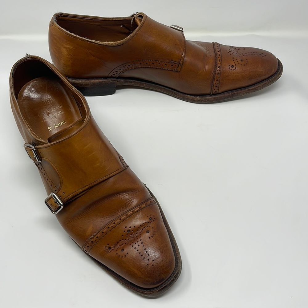 MEN BROWN LEATHER ST. JOHNS ALLEN EDMONDS DRESS SHOES. SIZE 10.5